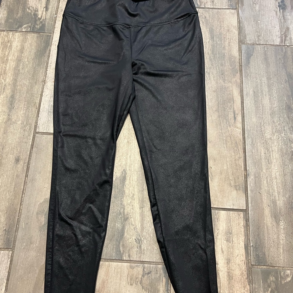 Seven7 Faux Leather leggings - Picture 6 of 8